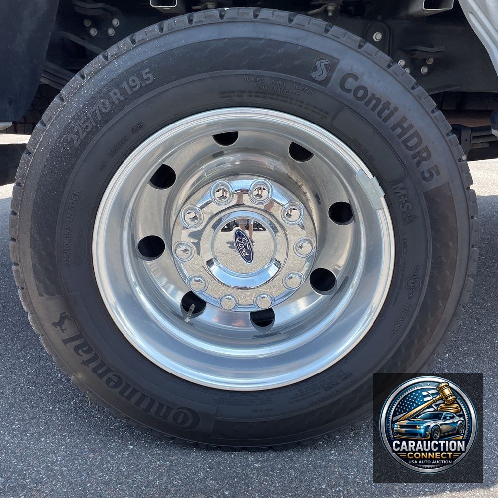 2024 Ford F-450 Super Duty Lariat