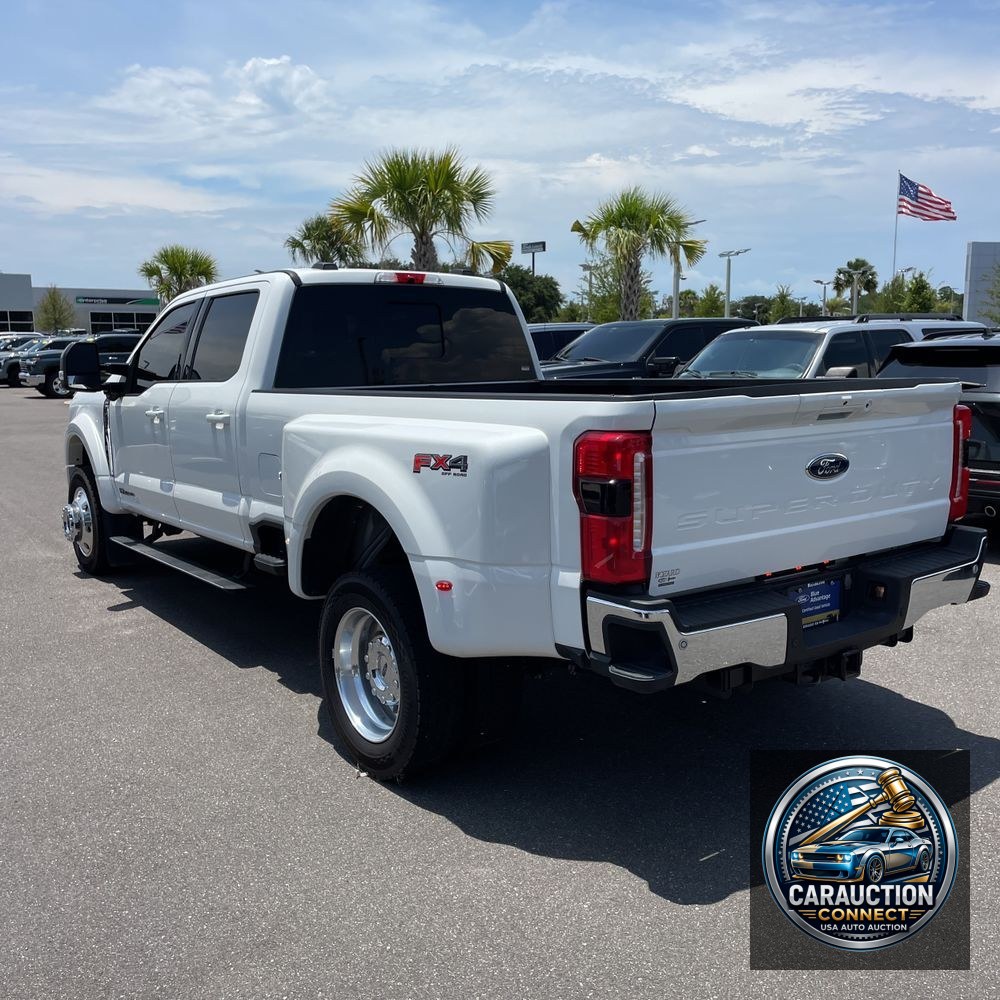 2024 Ford F-450 Super Duty Lariat