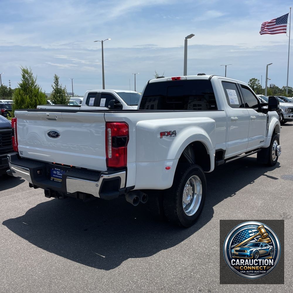 2024 Ford F-450 Super Duty Lariat