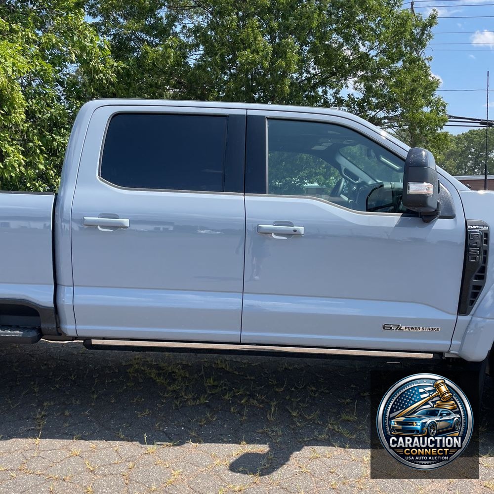 2025 Ford F-450 Super Duty Platinum