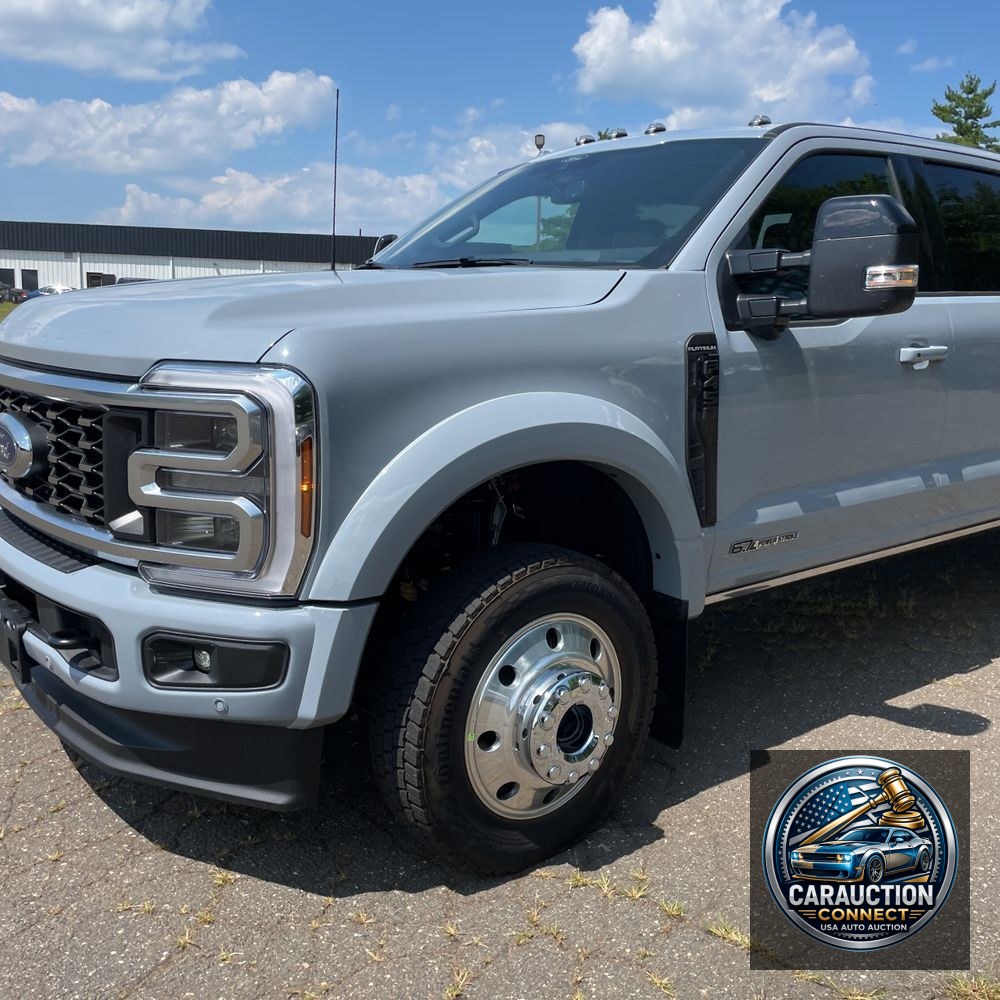 2025 Ford F-450 Super Duty Platinum