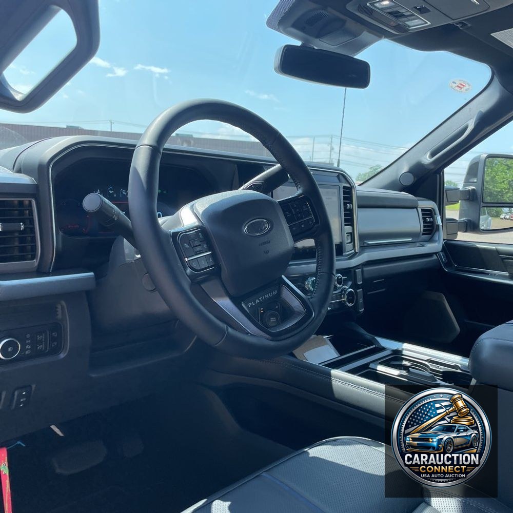 2025 Ford F-450 Super Duty Platinum