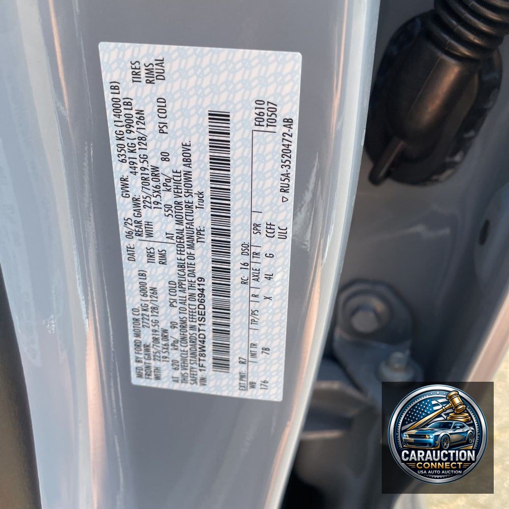 2025 Ford F-450 Super Duty Platinum