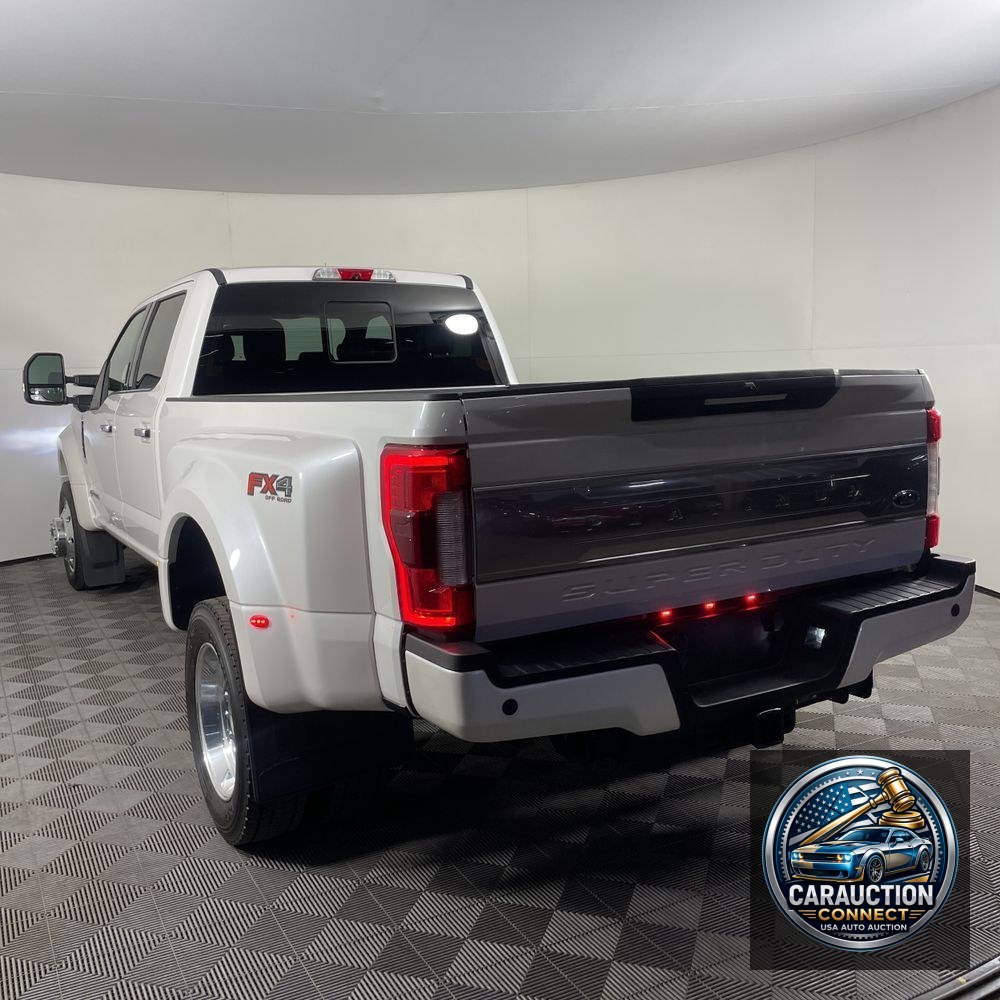 2018 Ford F-450 Super Duty Platinum