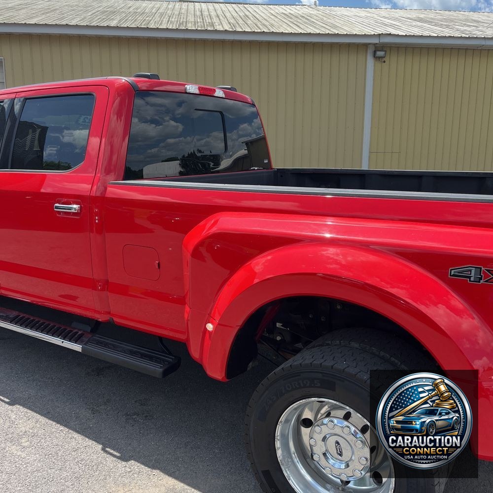 2022 Ford F-450 Super Duty Lariat