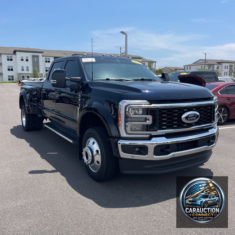 2023 Ford F-450 Super Duty Lariat