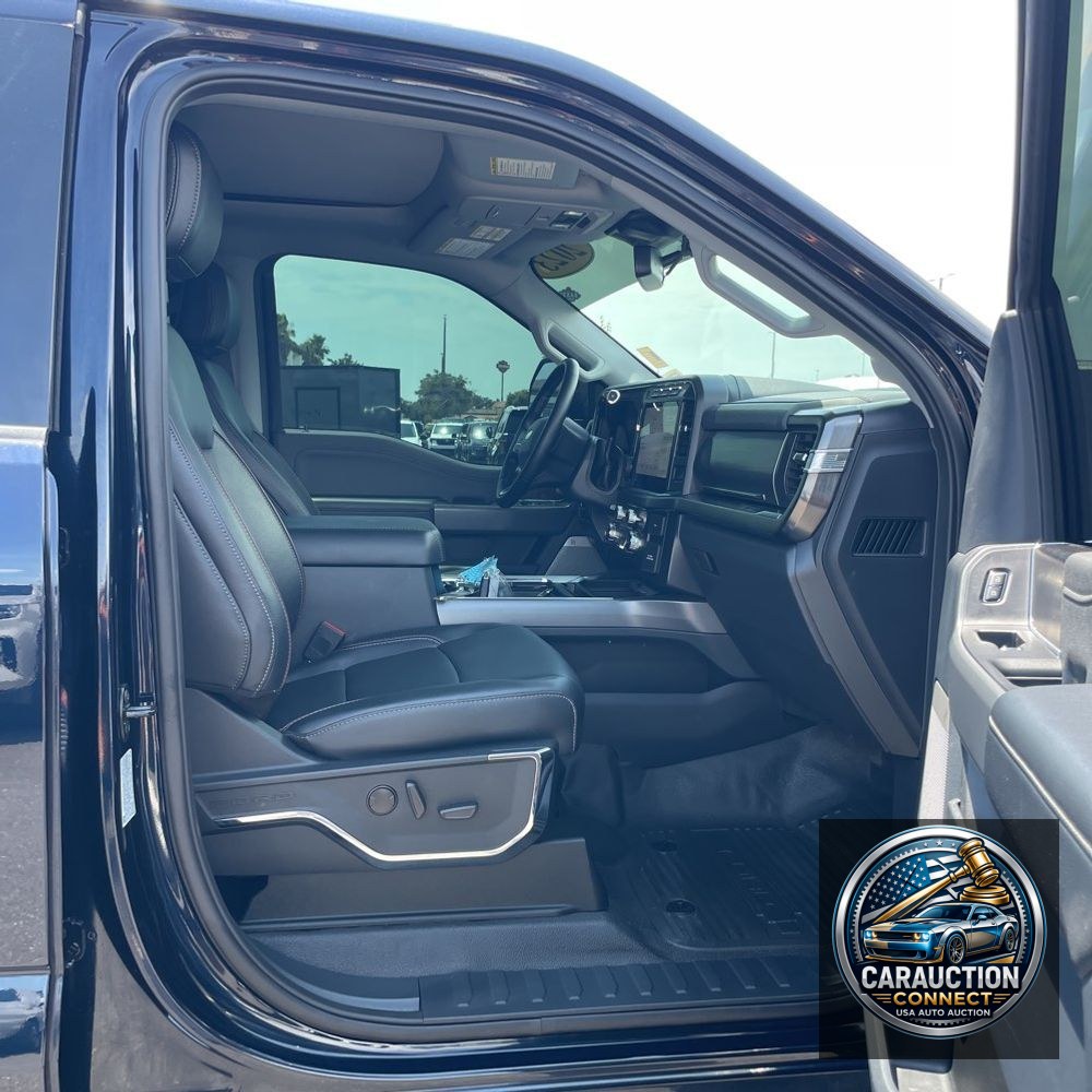 2023 Ford F-450 Super Duty Lariat