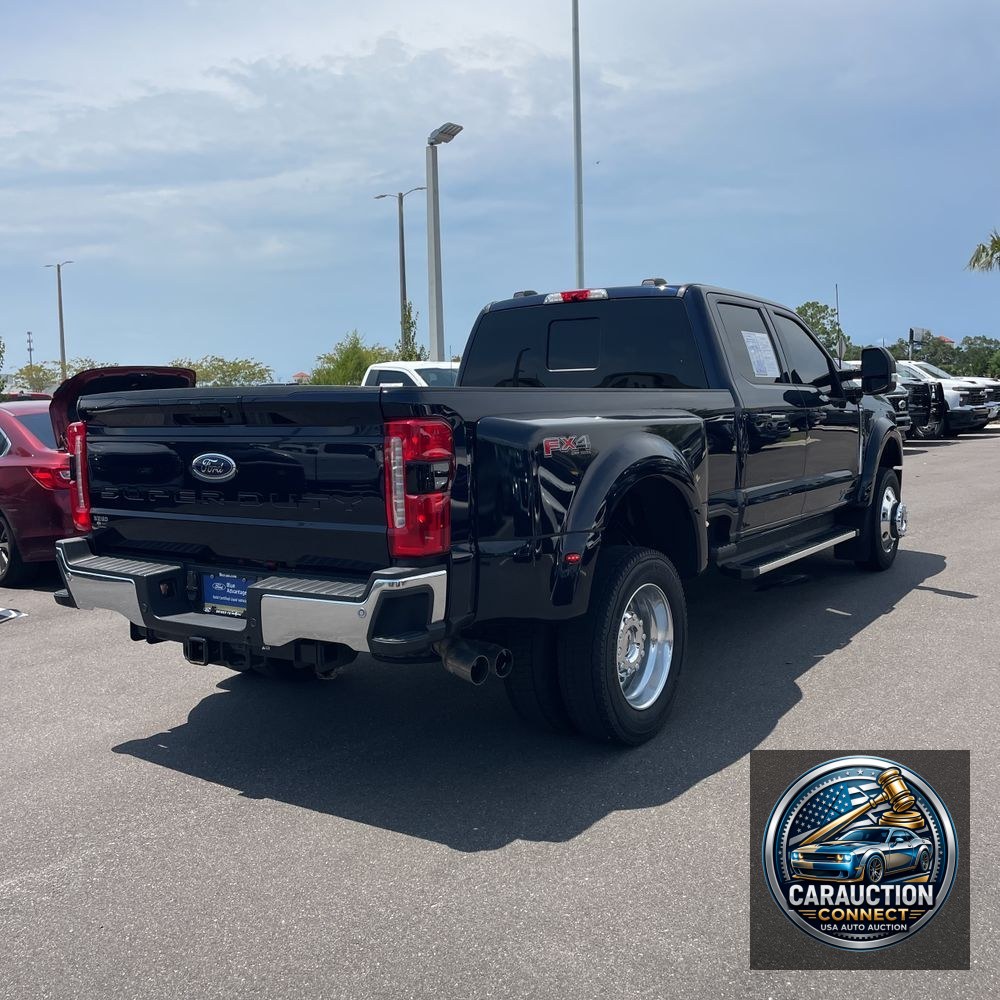 2023 Ford F-450 Super Duty Lariat