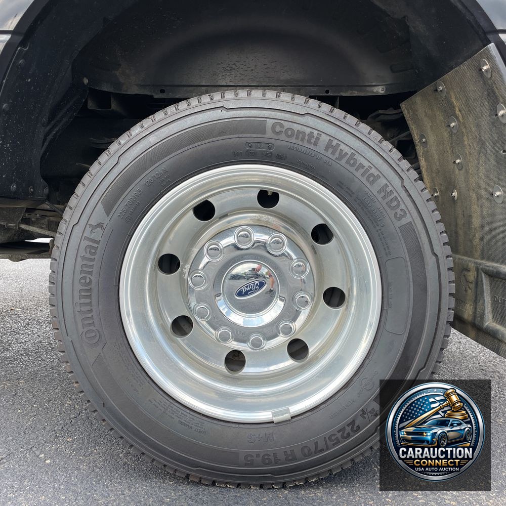 2021 Ford F-450 Super Duty Platinum