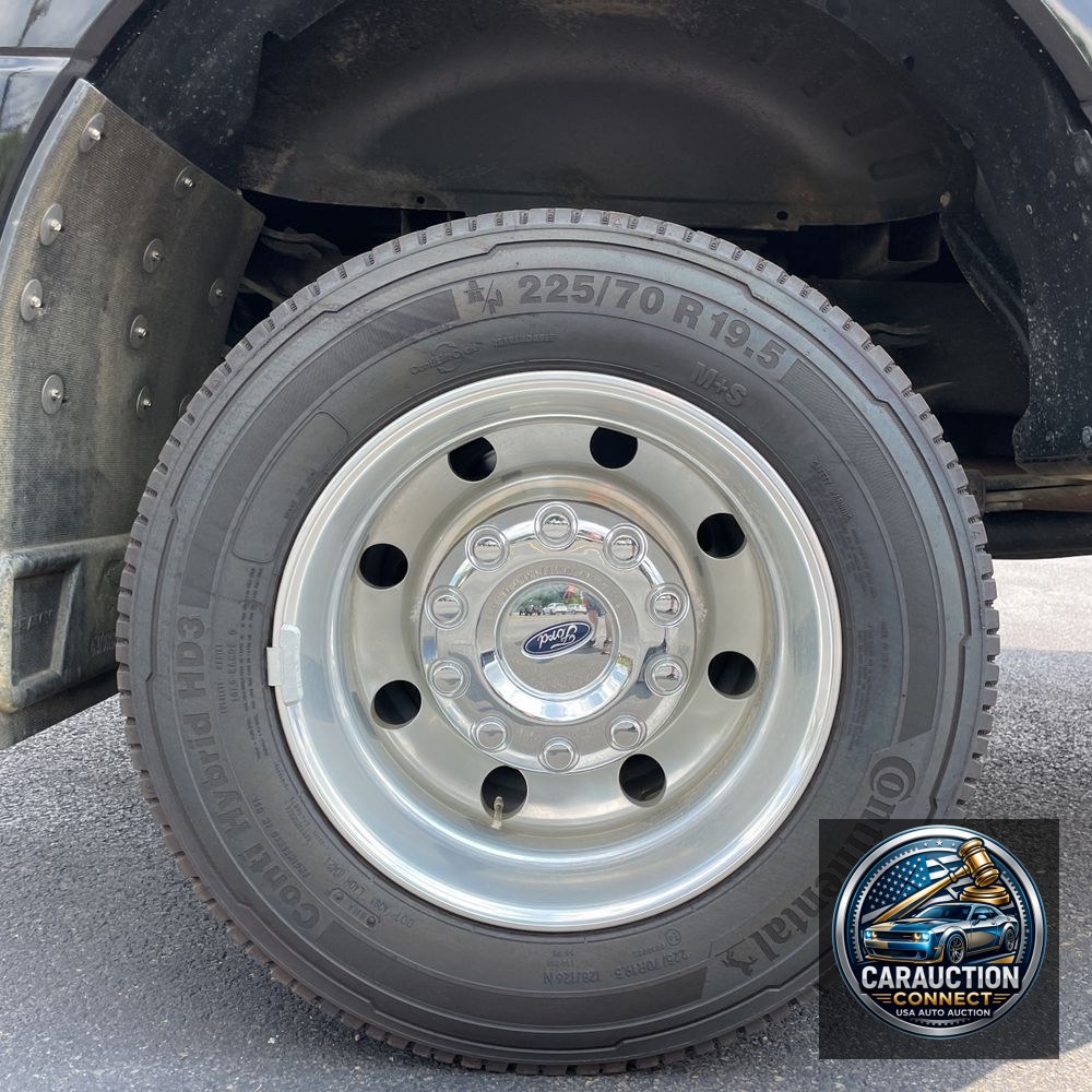 2021 Ford F-450 Super Duty Platinum