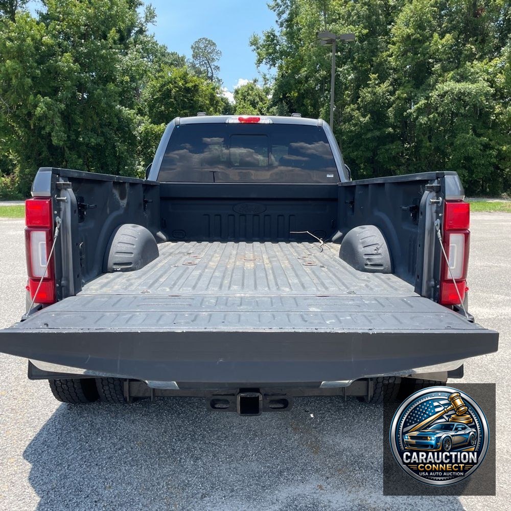 2022 Ford F450SD Lariat