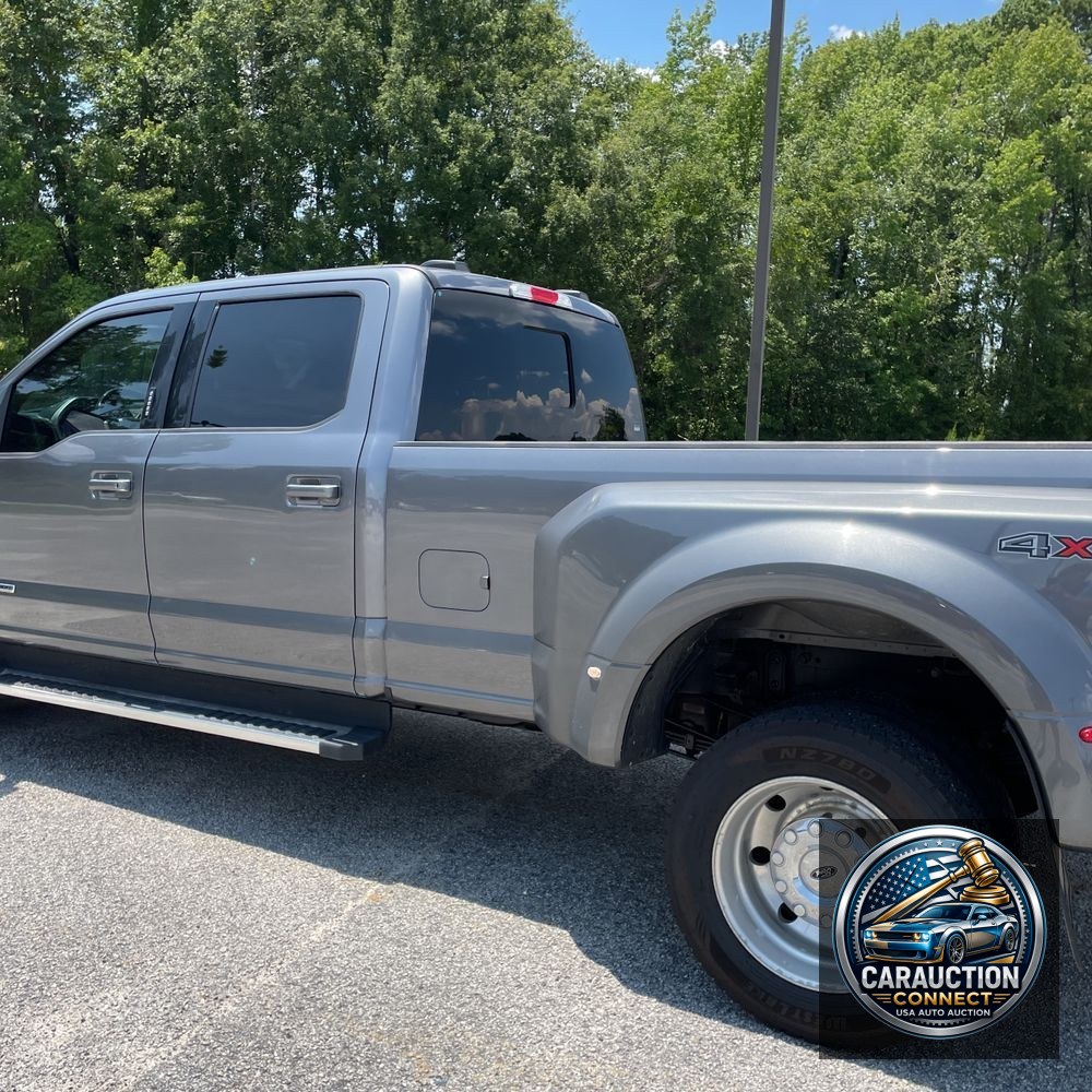 2022 Ford F450SD Lariat