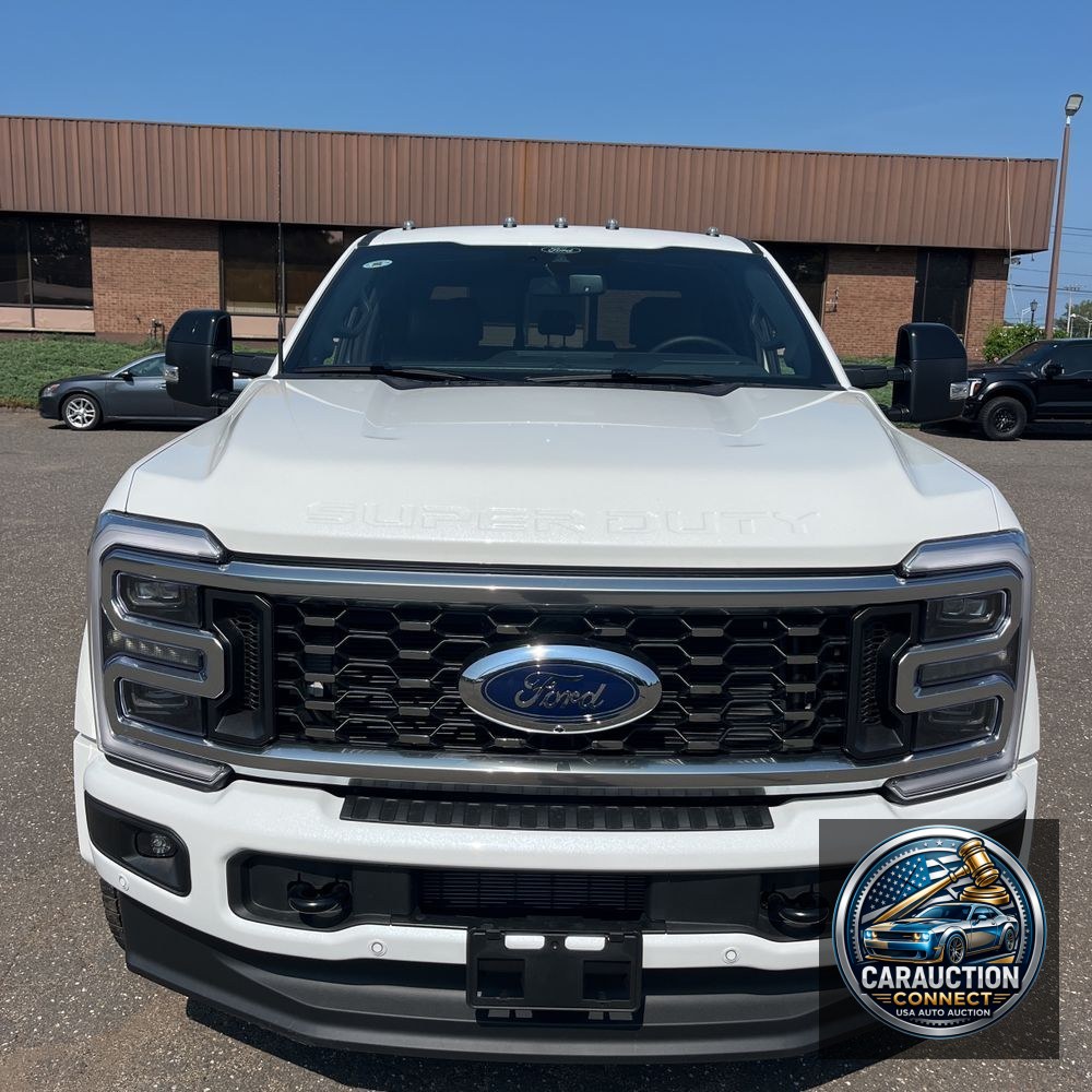 2025 Ford F-450 Super Duty Platinum