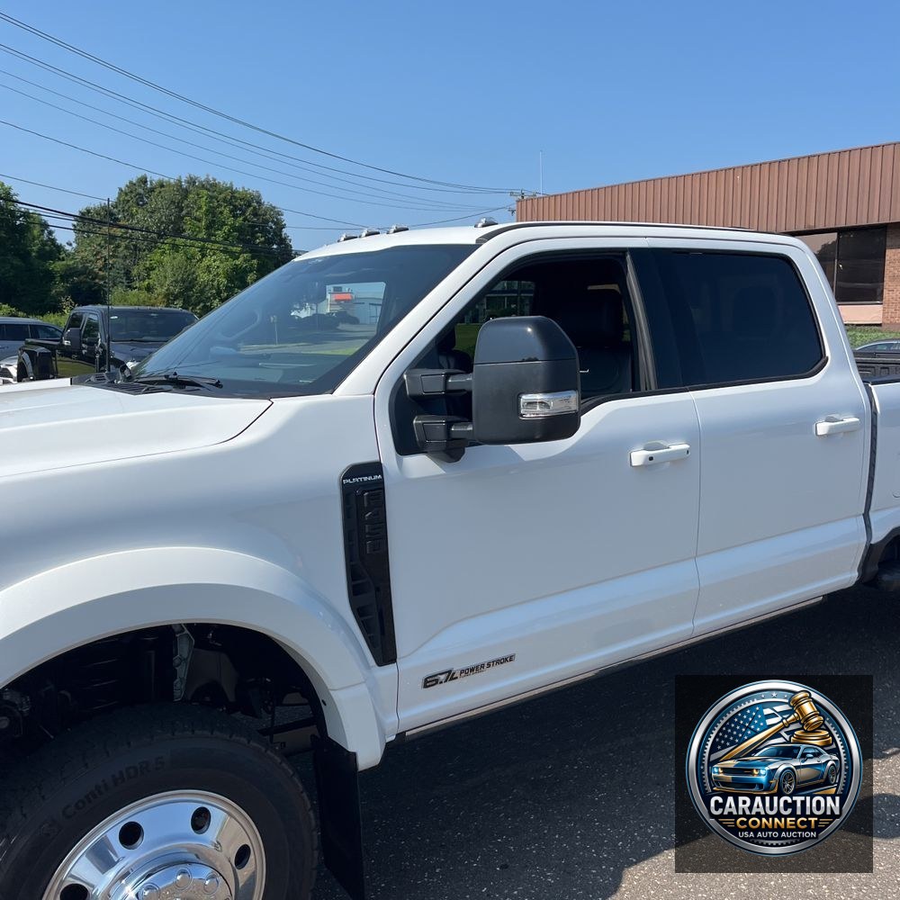 2025 Ford F-450 Super Duty Platinum