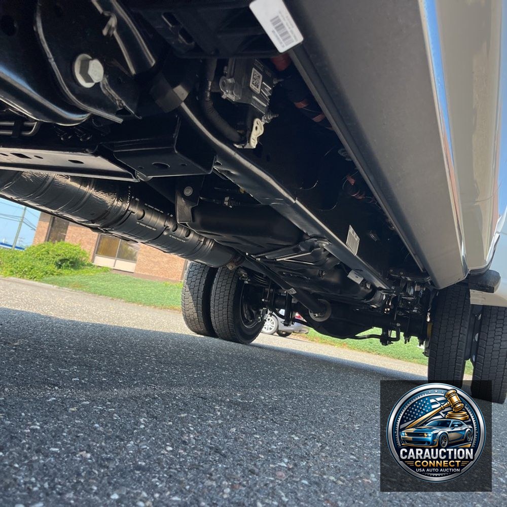 2025 Ford F-450 Super Duty Platinum
