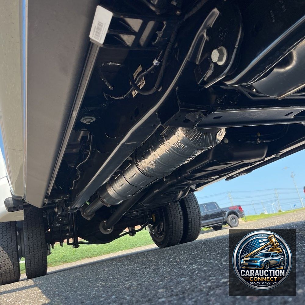 2025 Ford F-450 Super Duty Platinum