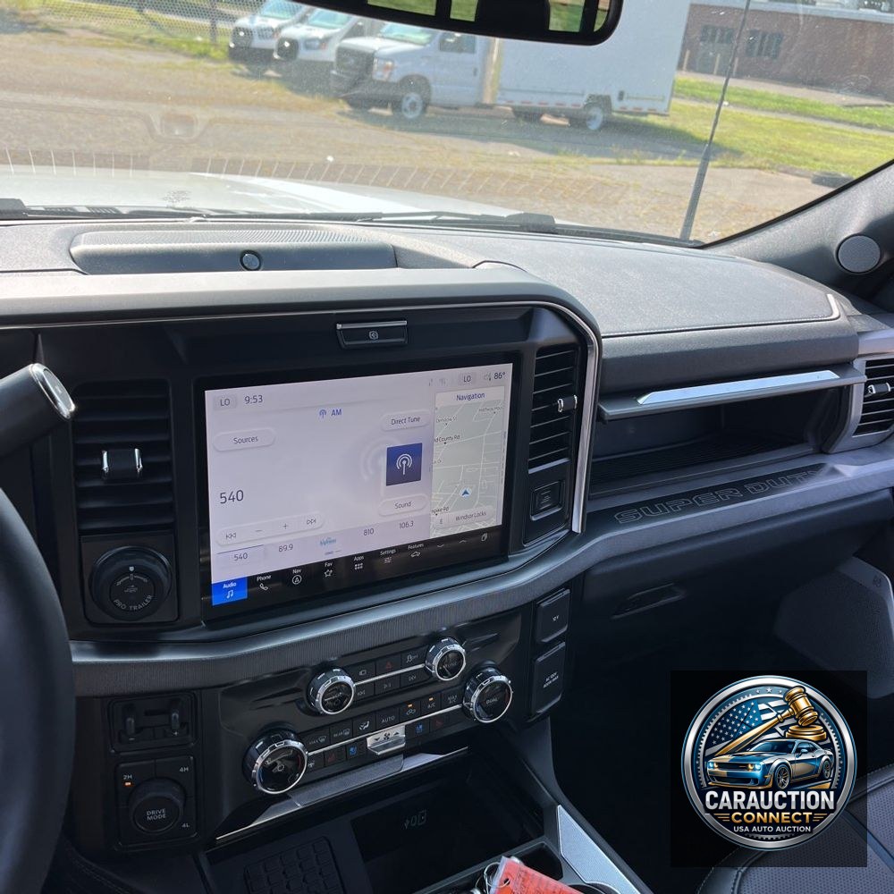 2025 Ford F-450 Super Duty Platinum