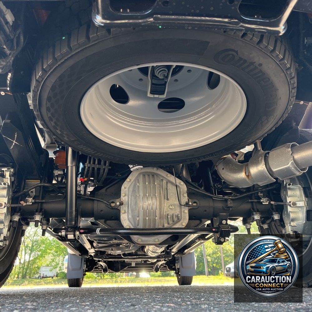 2025 Ford F-450 Super Duty Platinum