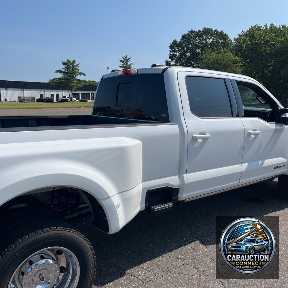 2025 Ford F-450 Super Duty Platinum