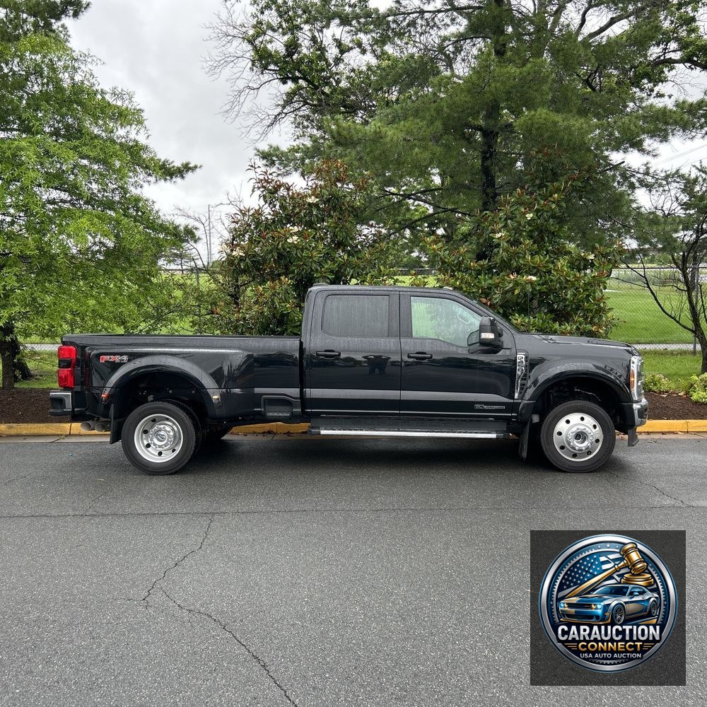 2024 Ford F450 S/D Lariat