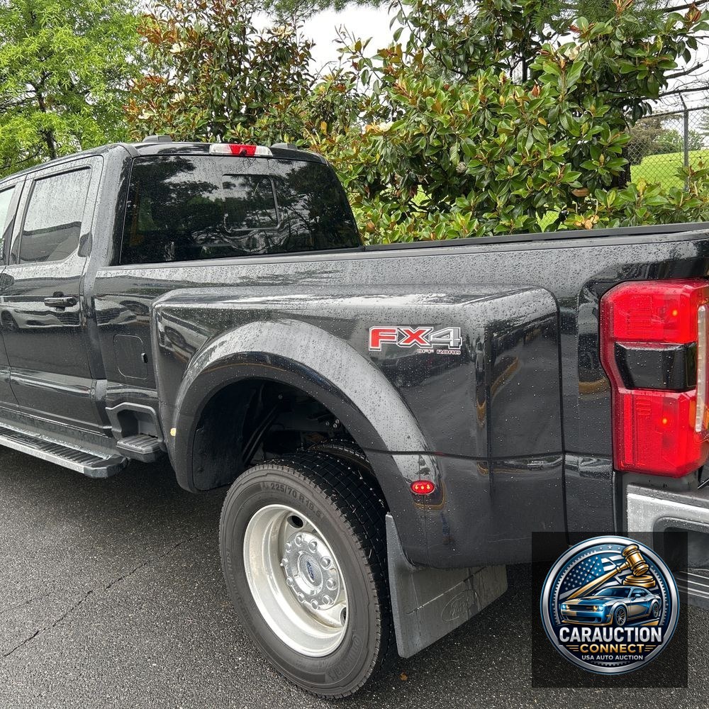 2024 Ford F450 S/D Lariat