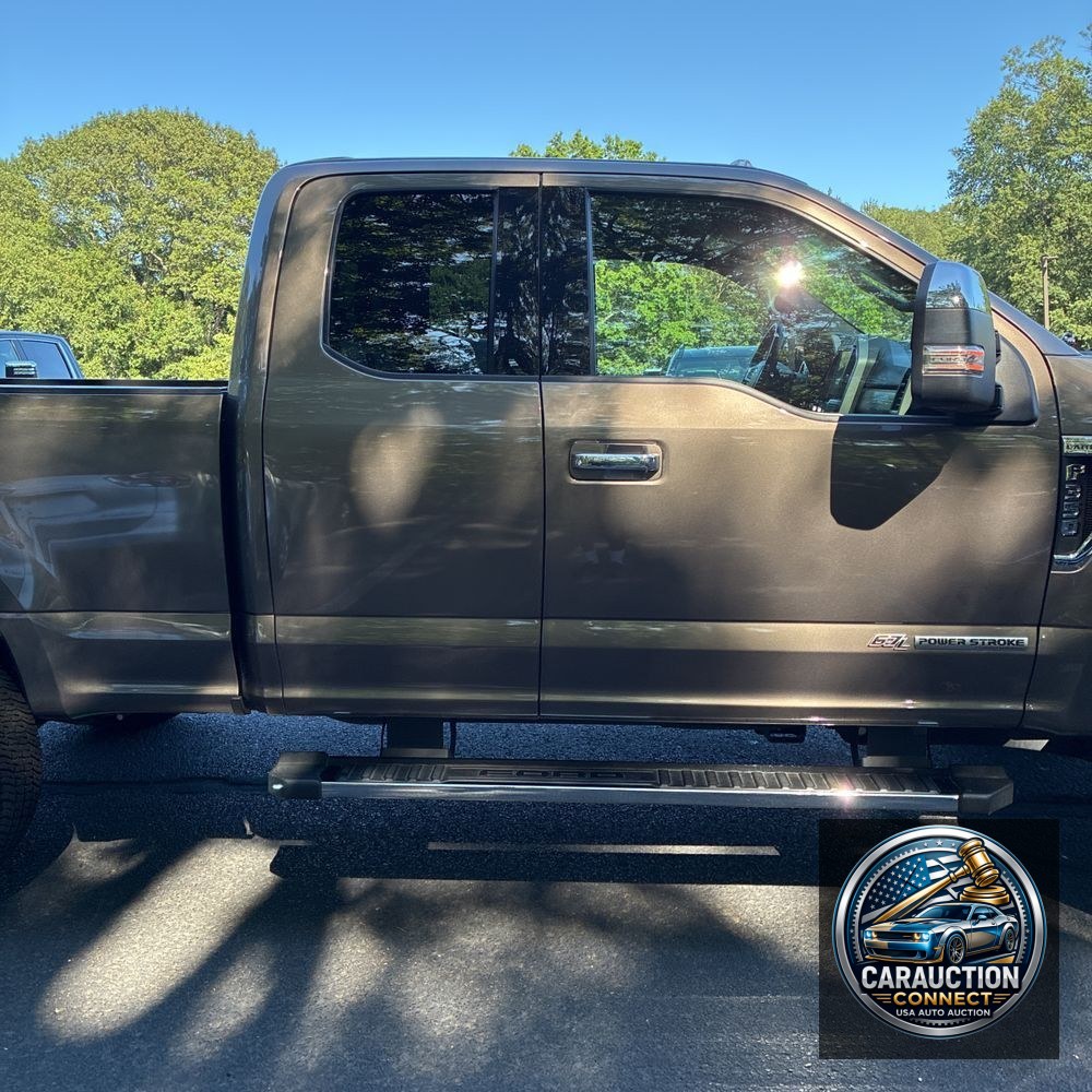 2022 Ford F-350 Super Duty Lariat