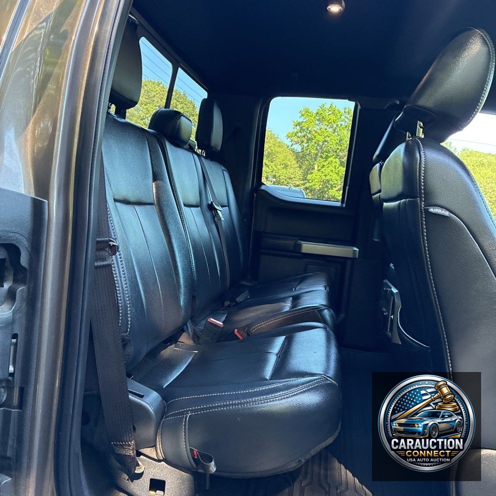 2022 Ford F-350 Super Duty Lariat