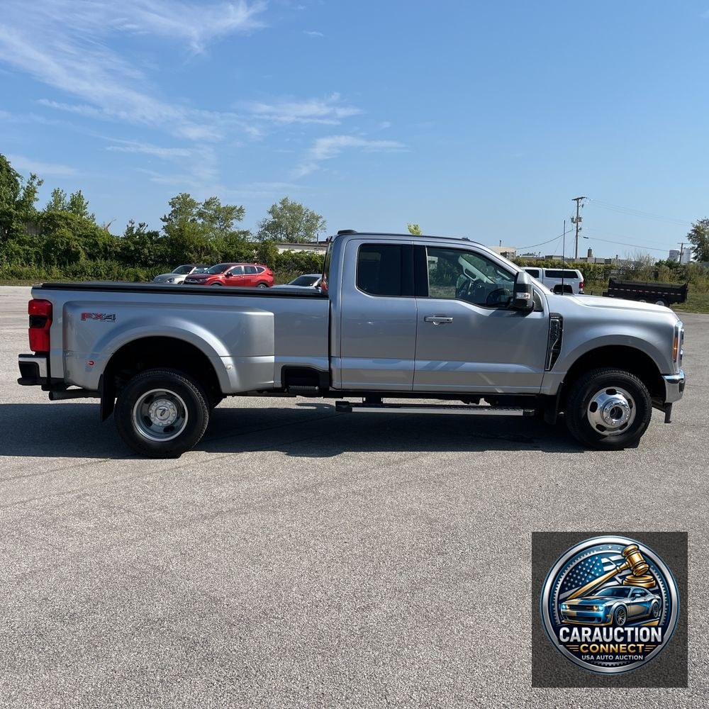 2023 Ford F-350 Super Duty Lariat