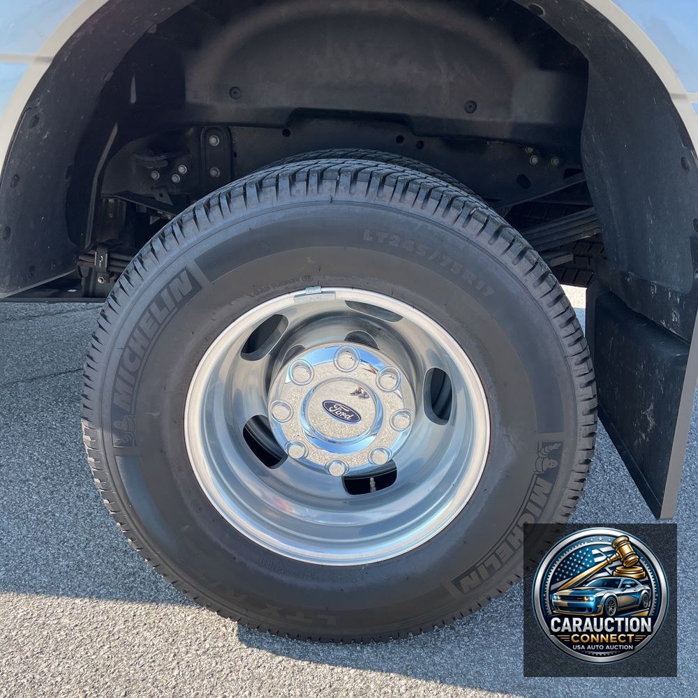 2023 Ford F-350 Super Duty Lariat