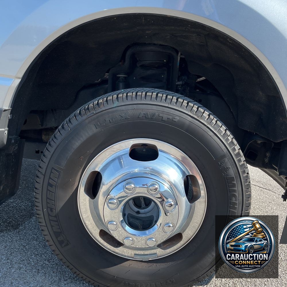 2023 Ford F-350 Super Duty Lariat