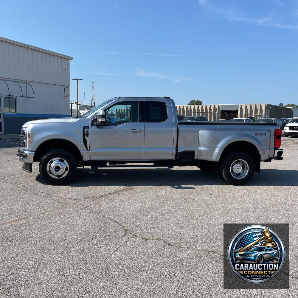 2023 Ford F-350 Super Duty Lariat