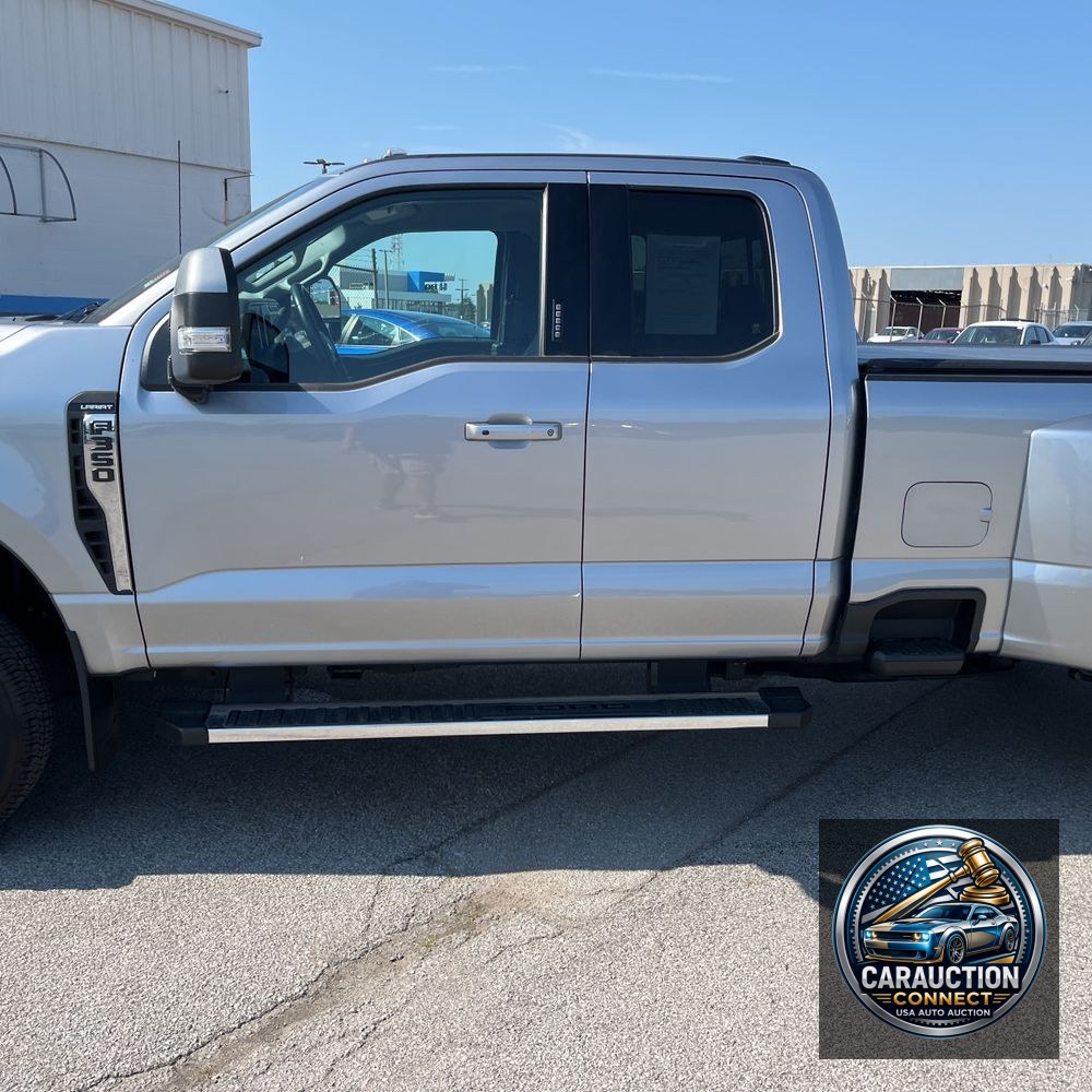 2023 Ford F-350 Super Duty Lariat