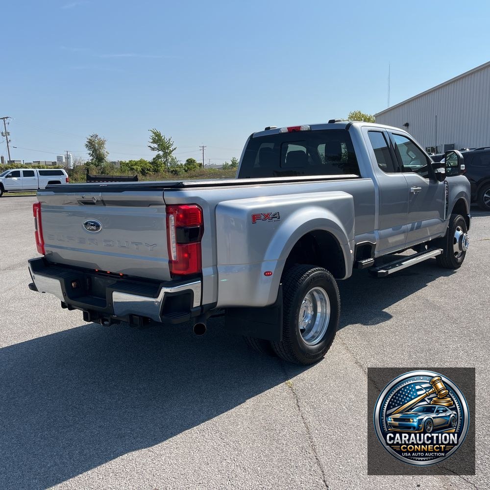 2023 Ford F-350 Super Duty Lariat