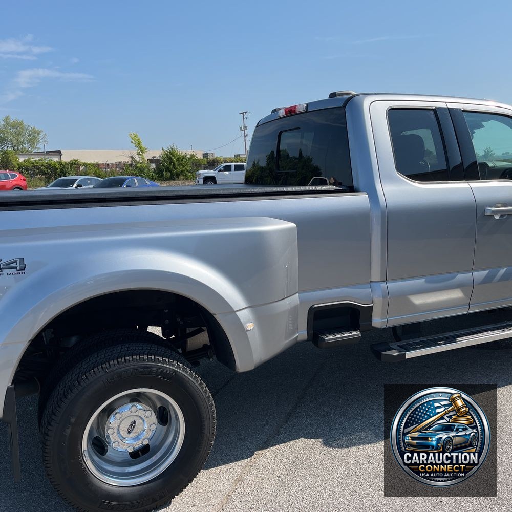 2023 Ford F-350 Super Duty Lariat