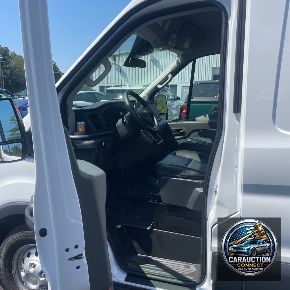 2024 Ford Transit 250