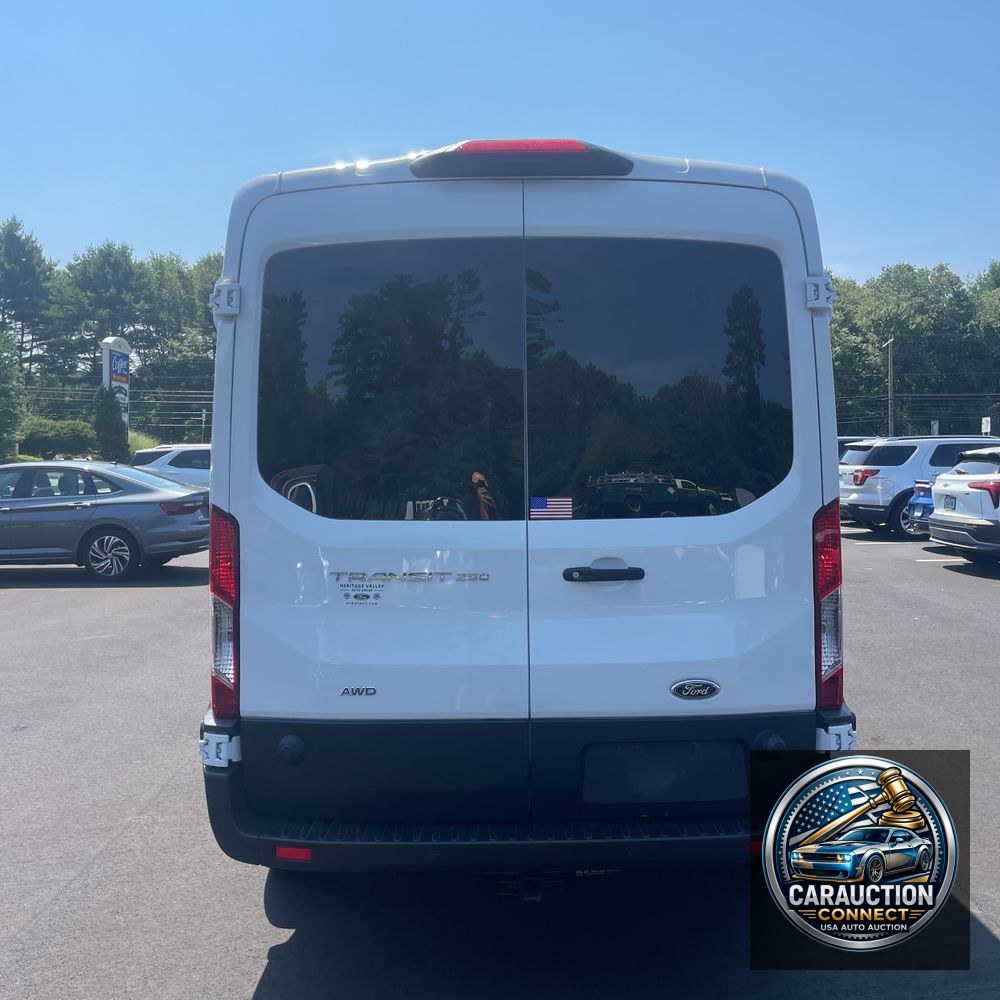2024 Ford Transit 250