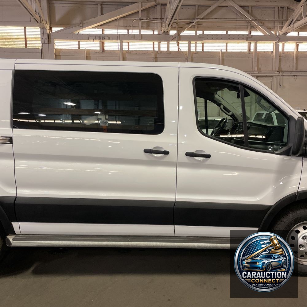 2023 Ford Transit 250 Base