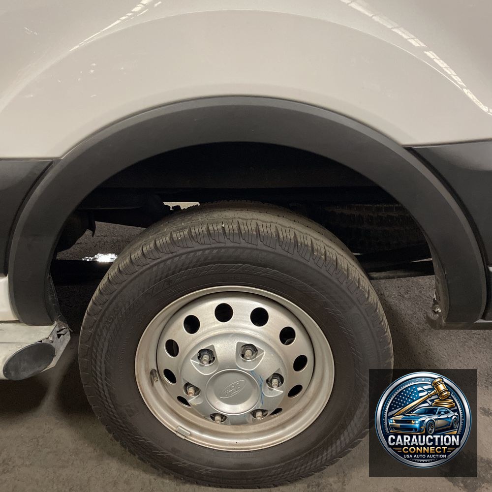 2023 Ford Transit 250 Base