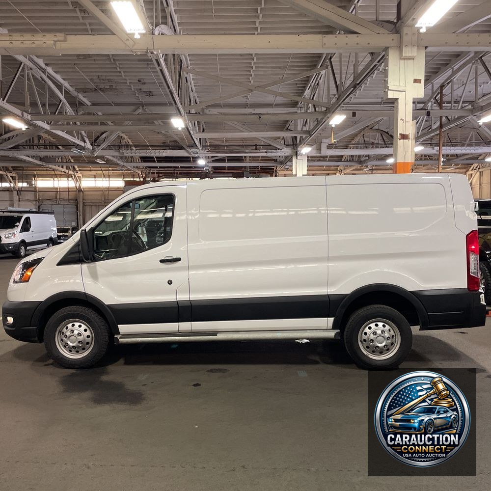 2023 Ford Transit 250 Base