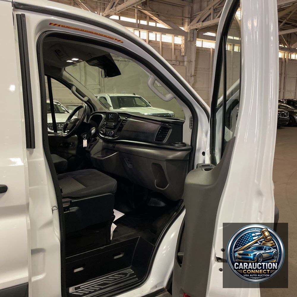 2023 Ford Transit 250 Base