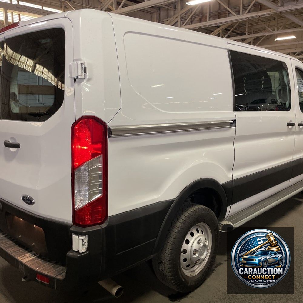 2023 Ford Transit 250 Base