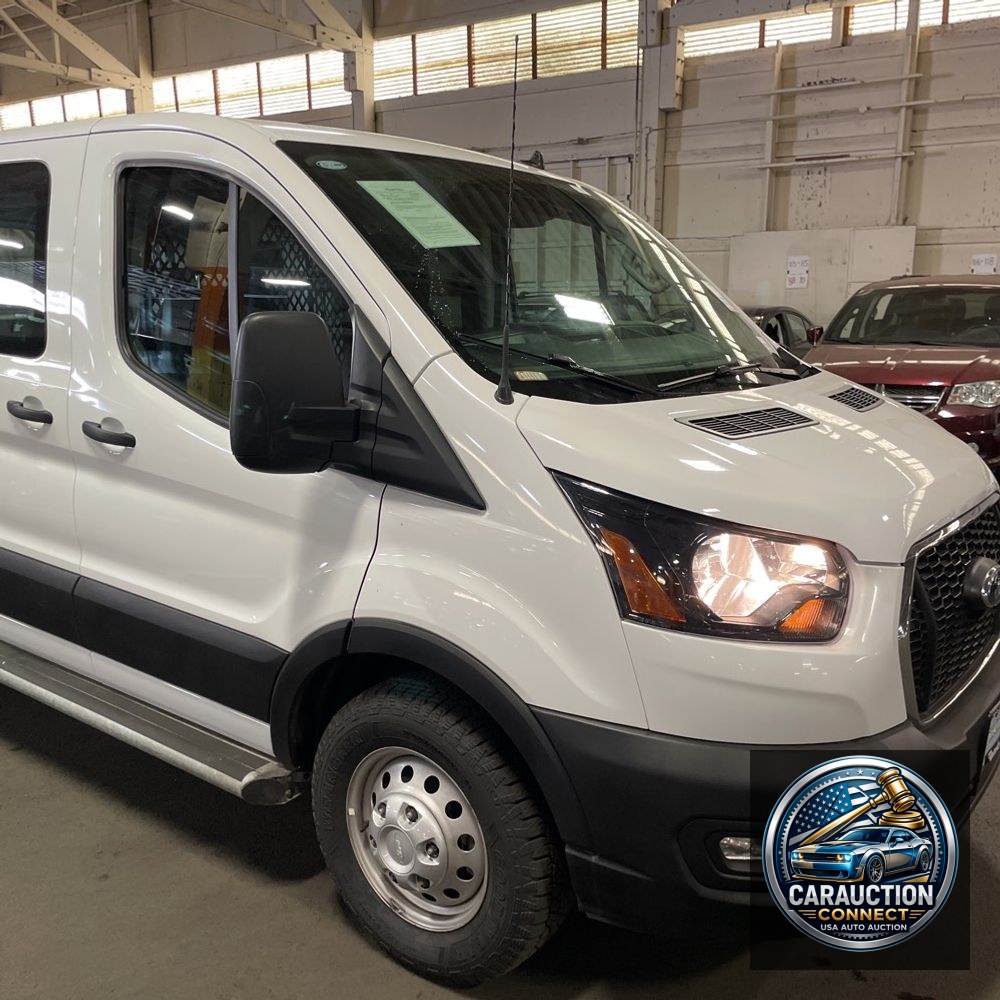 2023 Ford Transit 250 Base