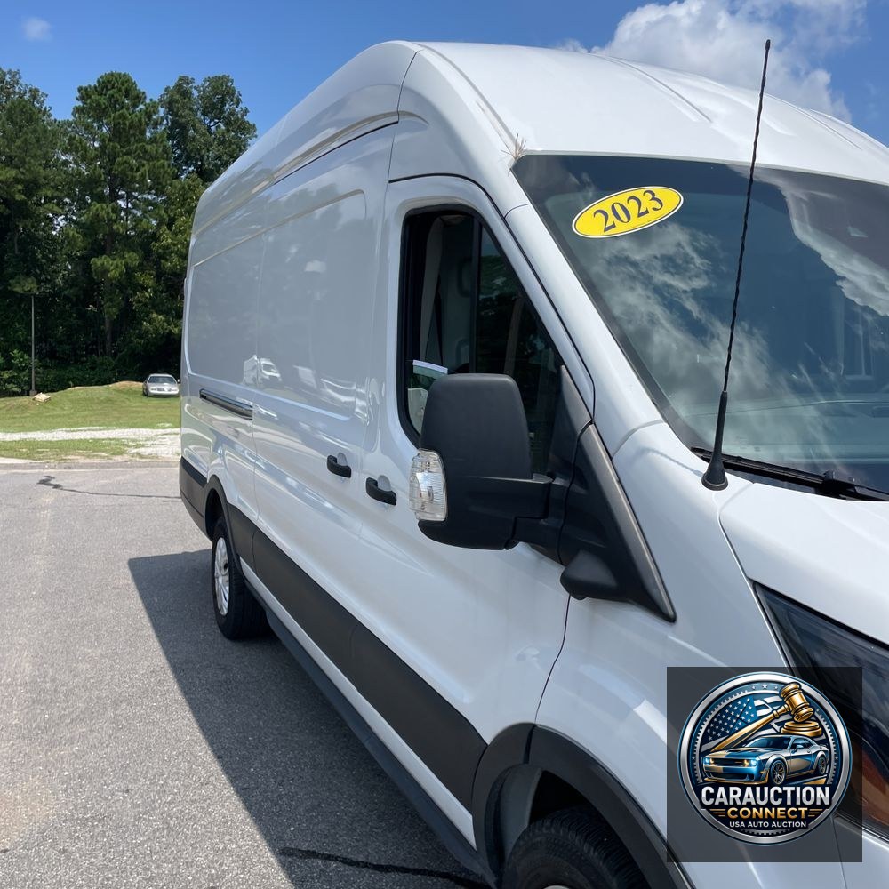 2023 Ford E-Transit 350