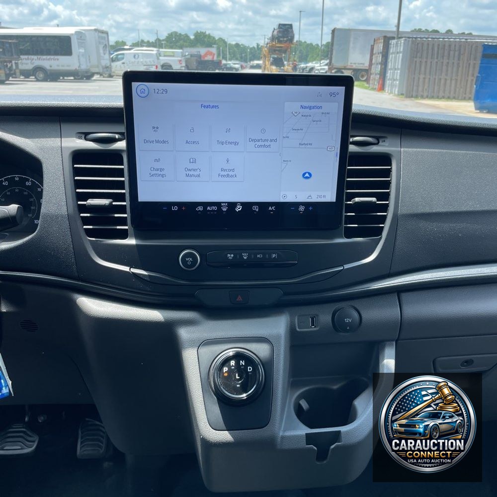 2023 Ford E-Transit 350