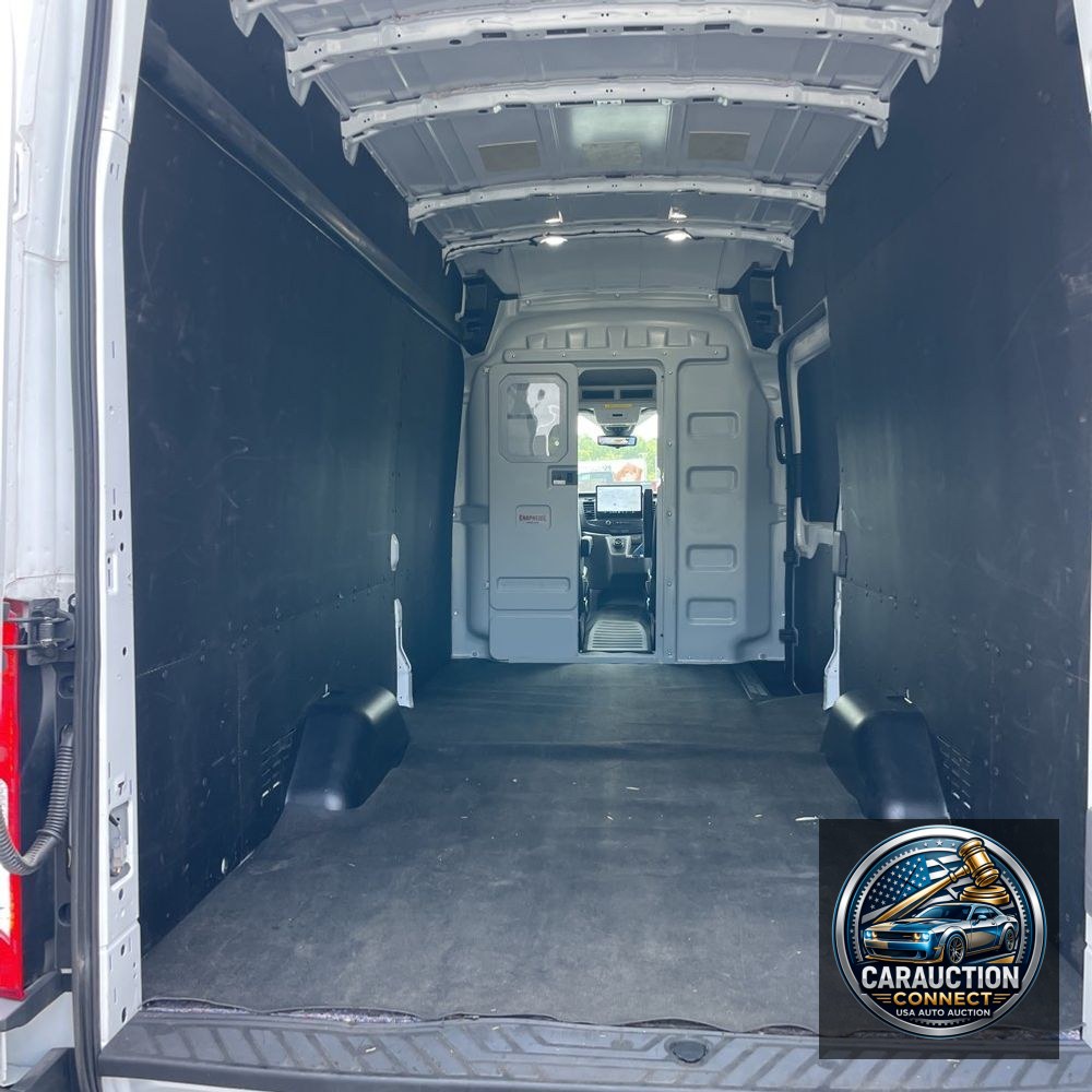 2023 Ford E-Transit 350