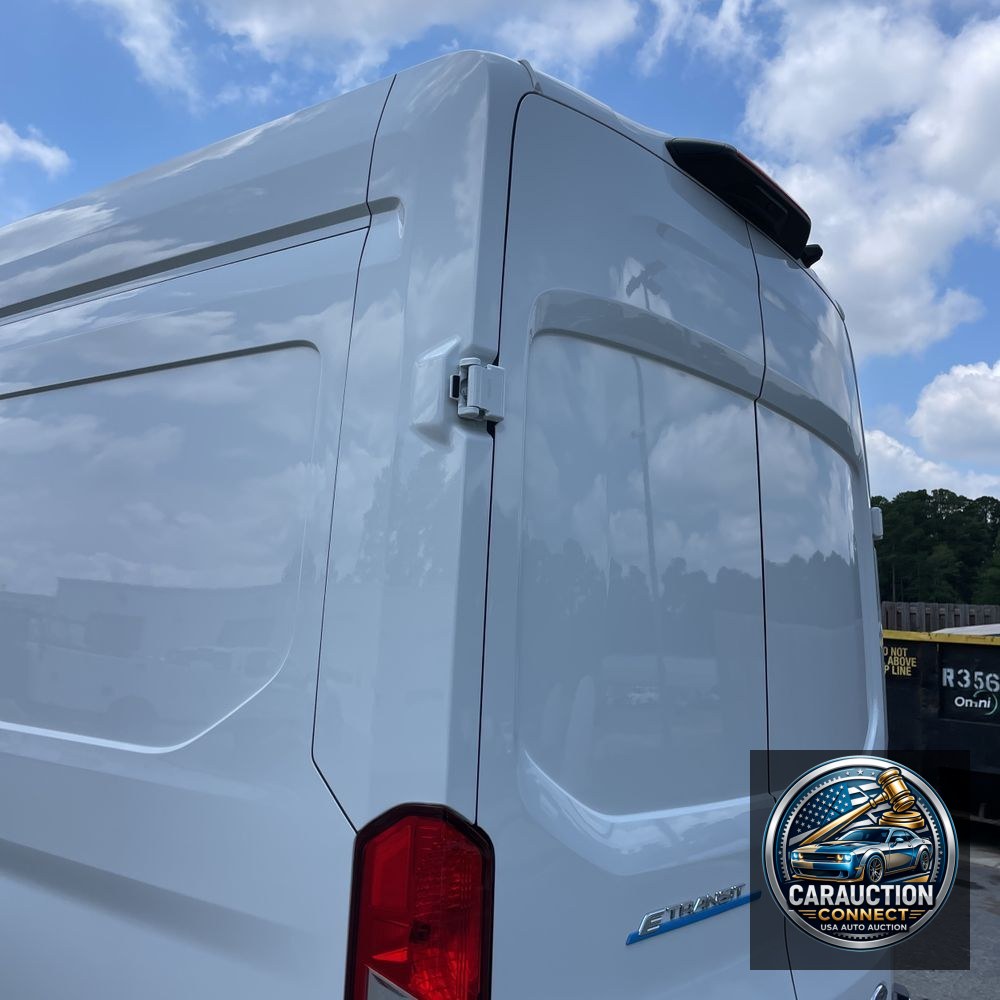 2023 Ford E-Transit 350
