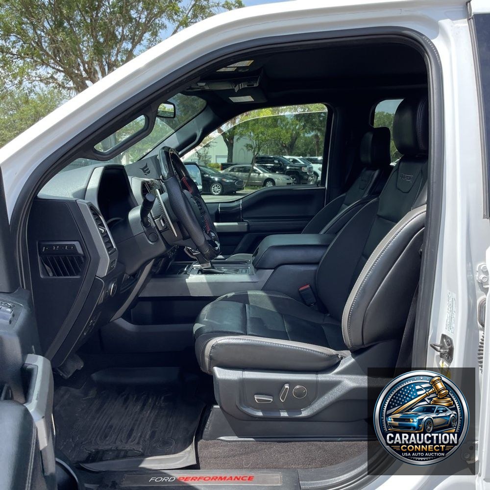 2020 Ford F-150 Raptor