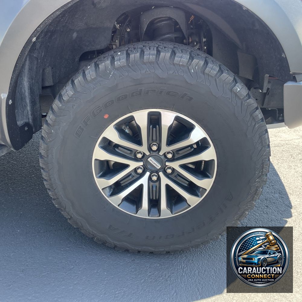 2020 Ford F-150 Raptor