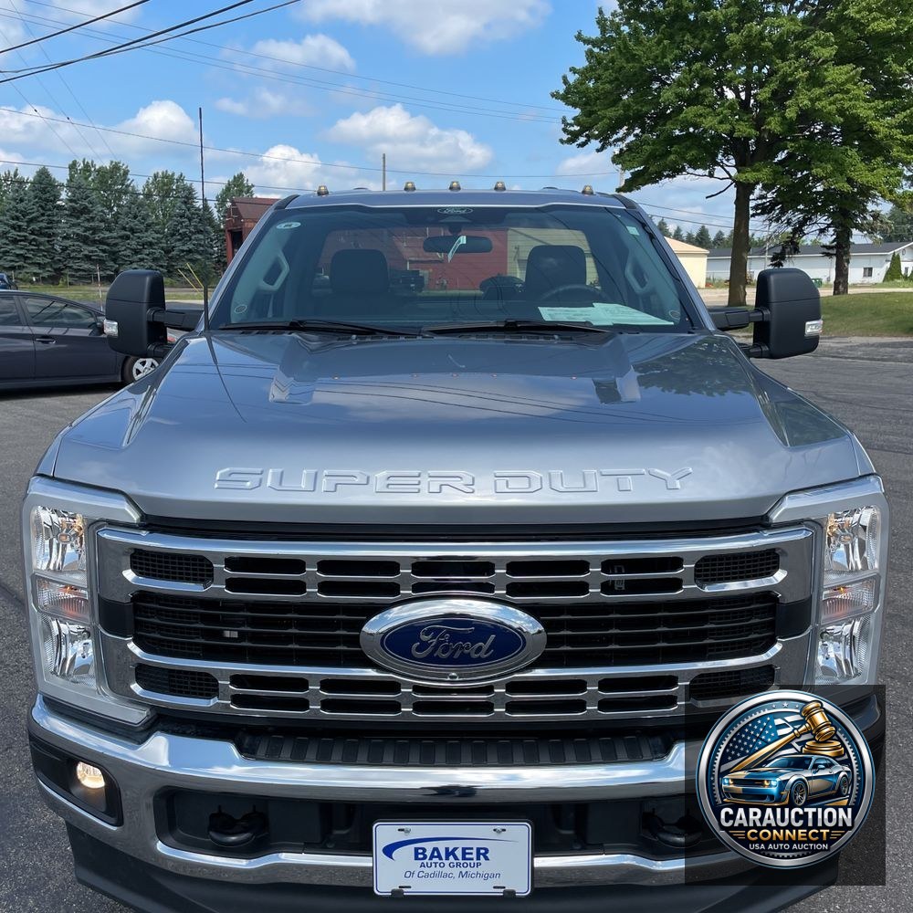 2024 Ford F350 S/D XLT
