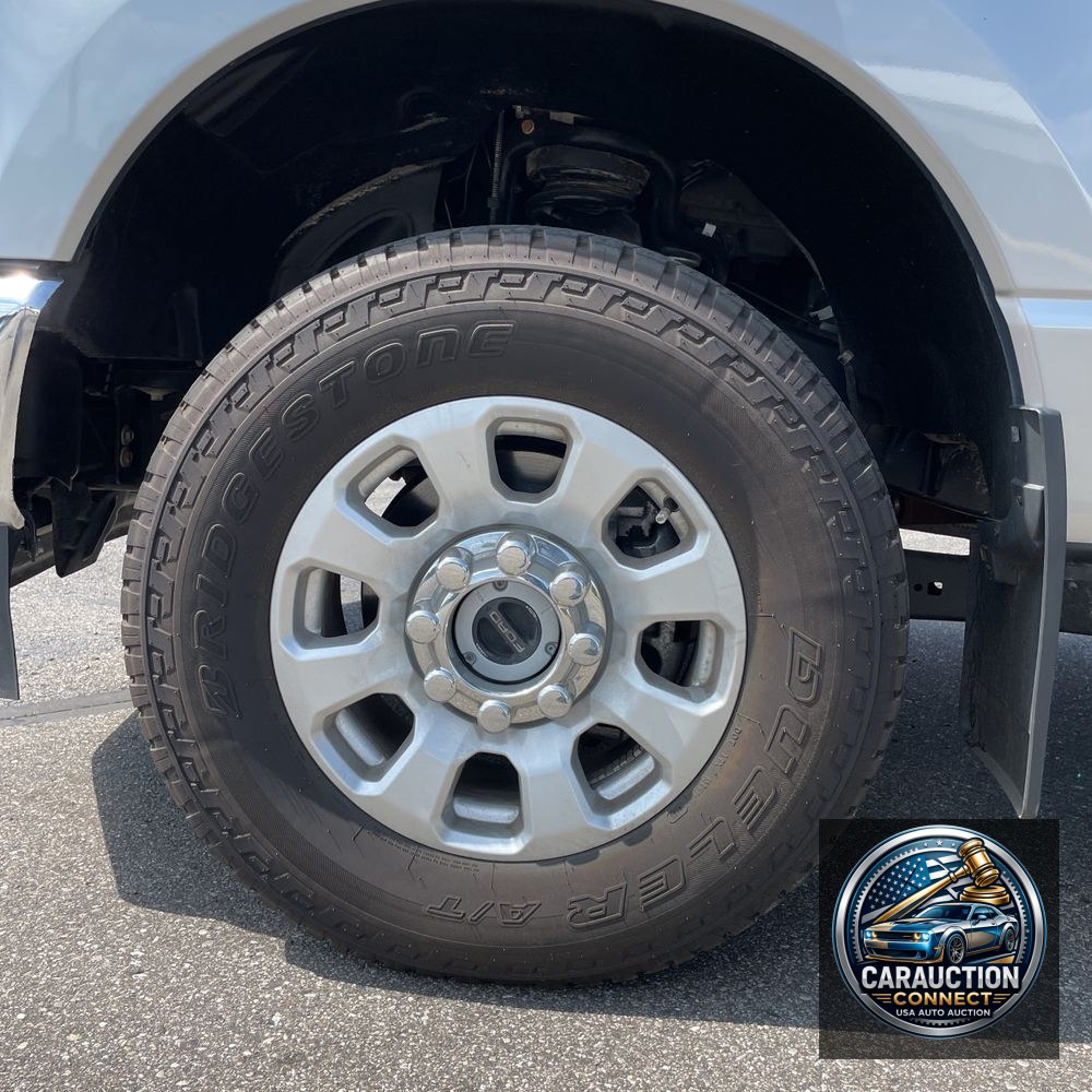 2024 Ford F350 S/D XLT